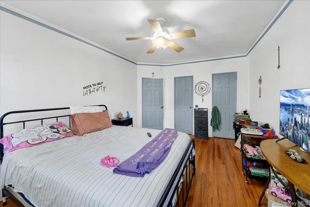 932 Neill Avenue, Bronx, NY 10462