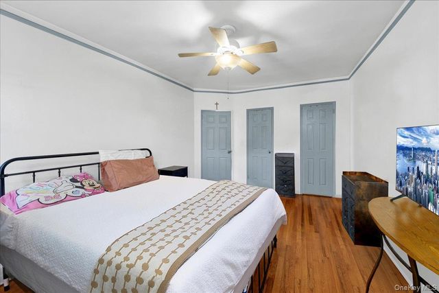 932 Neill Avenue, Bronx, NY 10462