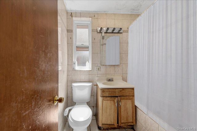 932 Neill Avenue, Bronx, NY 10462