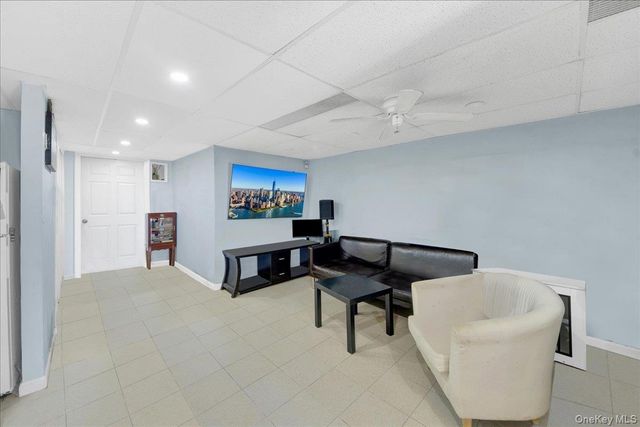 932 Neill Avenue, Bronx, NY 10462