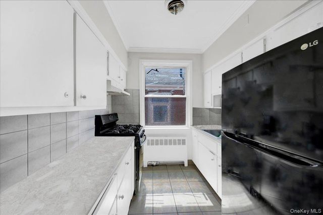 932 Neill Avenue, Bronx, NY 10462