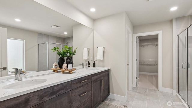 9230 NE 186th Place, Bothell, WA 98011