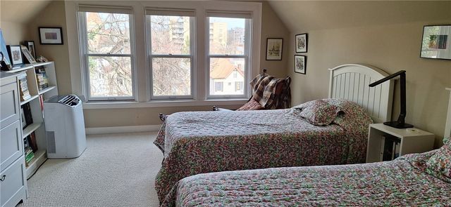 22 Brownell St, Shadyside, PA 15232