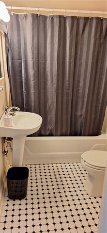 22 Brownell St, Shadyside, PA 15232