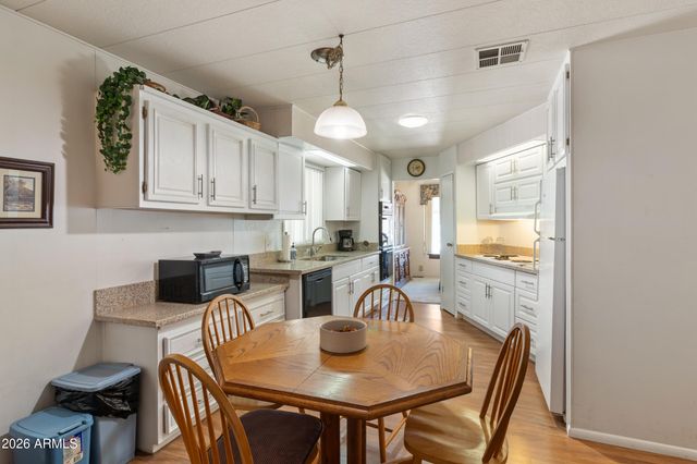 2401 W SOUTHERN Avenue 249, Tempe, AZ 85282