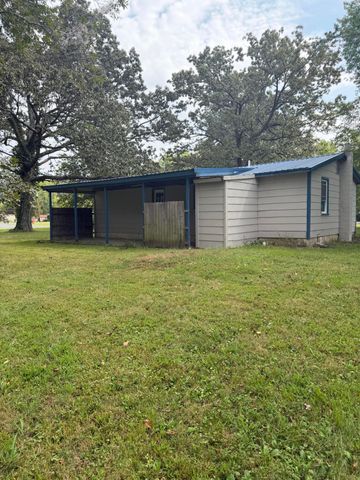 3021 Oaks Road, Paducah, KY 42003