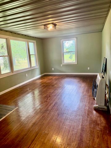 3021 Oaks Road, Paducah, KY 42003