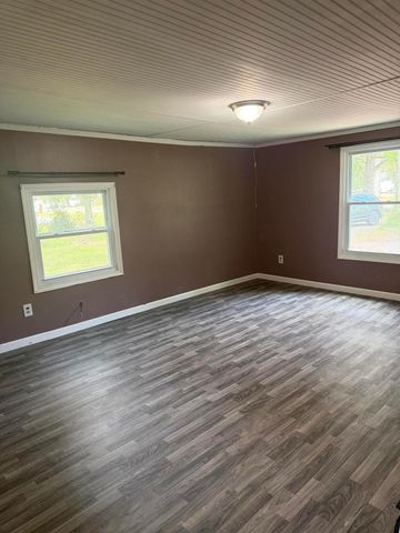 3021 Oaks Road, Paducah, KY 42003