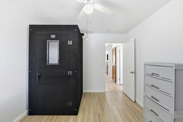 8467 Carlin Ave, Sacramento, CA 95823