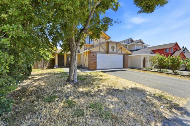 8467 Carlin Ave, Sacramento, CA 95823