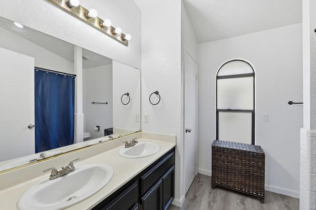 8467 Carlin Ave, Sacramento, CA 95823