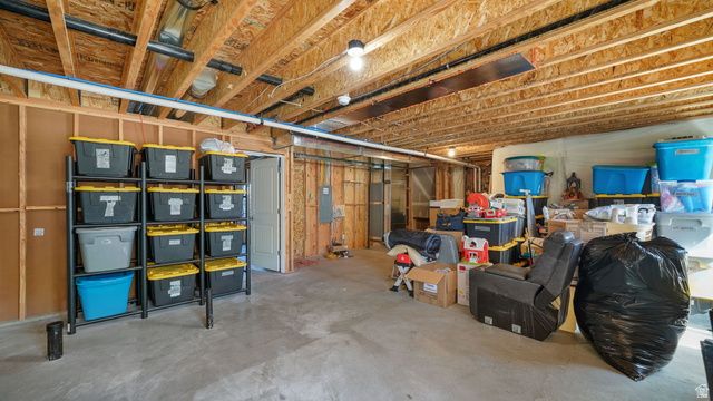 3733 N EISENHOWER ST, Eagle Mountain, UT 84005