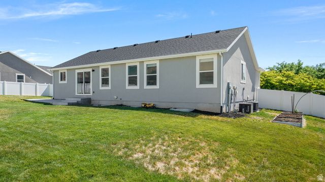 3733 N EISENHOWER ST, Eagle Mountain, UT 84005