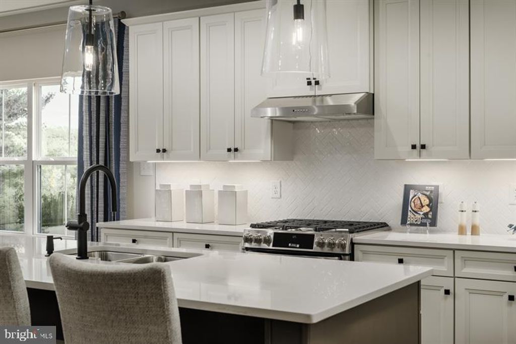 14604 GOLDCREST FOXGLOVE DRIVE #LO-21, Upper Marlboro, MD 20774