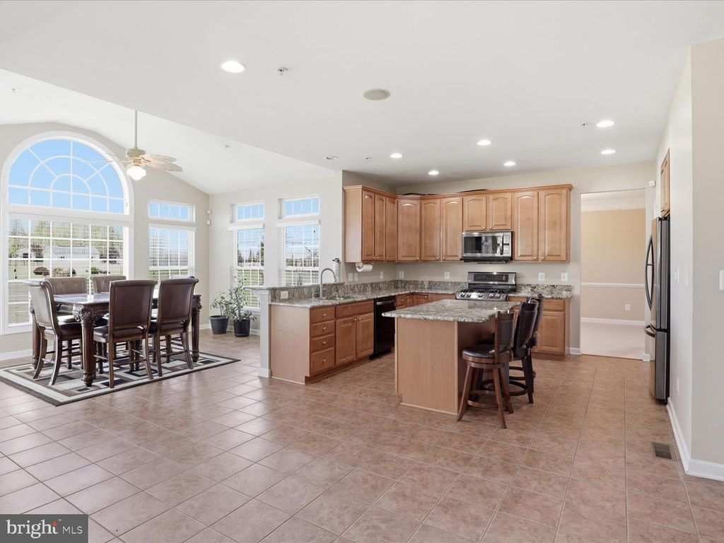 Image 13 of property listing at 14202 DERBY RIDGE RD, Bowie, MD 20721