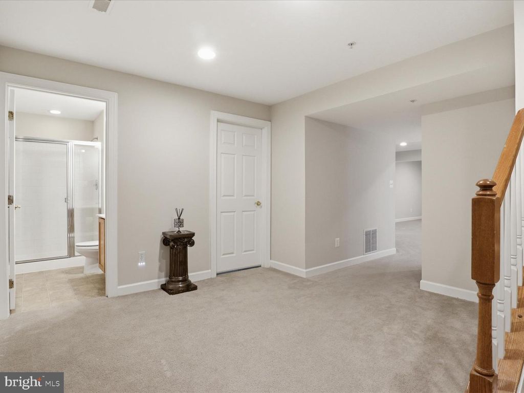 Image 39 of property listing at 14202 DERBY RIDGE RD, Bowie, MD 20721