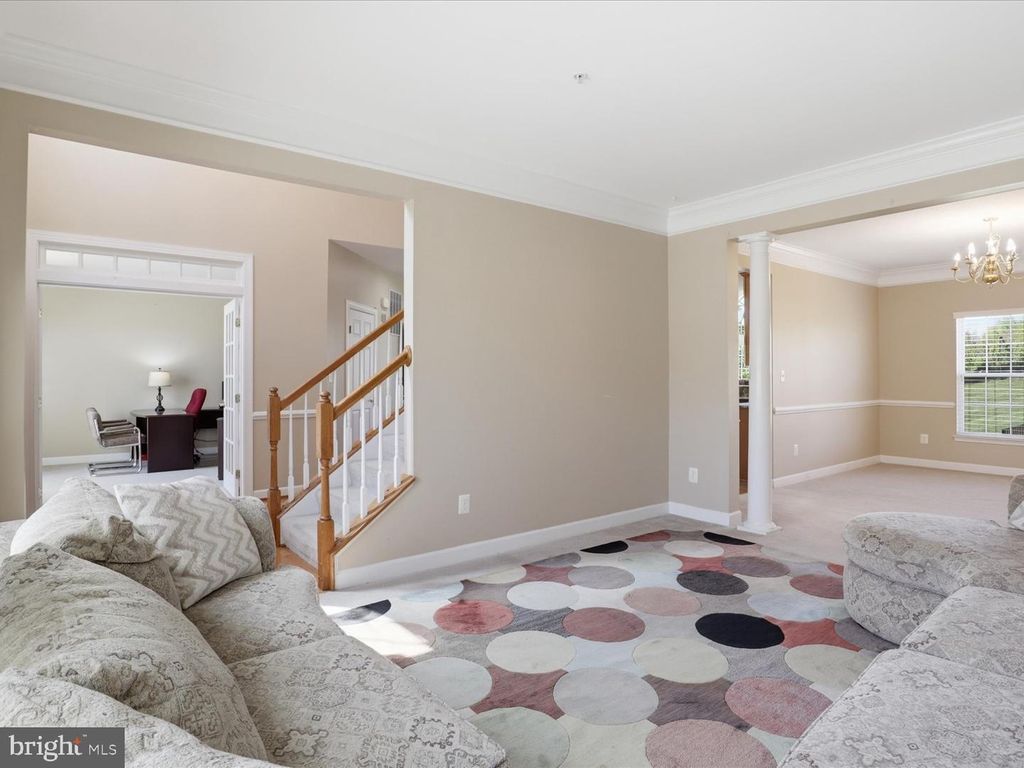 Image 9 of property listing at 14202 DERBY RIDGE RD, Bowie, MD 20721