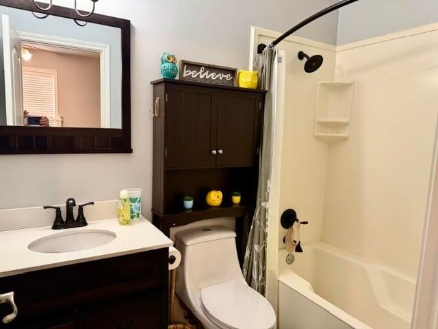3709 HOLLY TRAIL, Longview, TX 75605