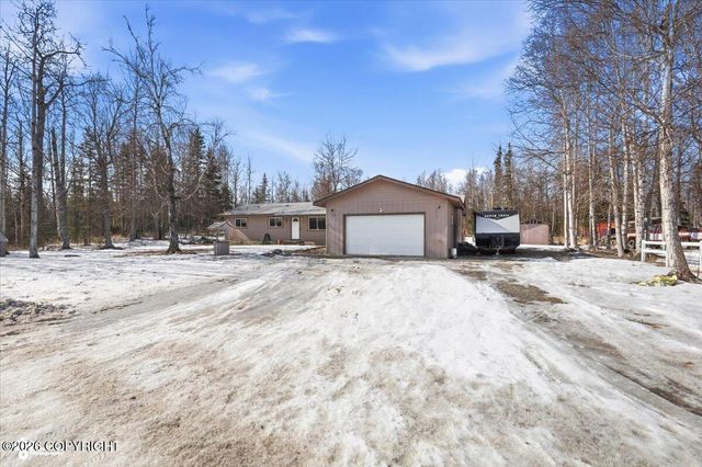 2300 N Iliamna Drive, Wasilla, AK 99654