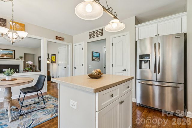 6624 Fairway Point Drive, Charlotte, NC 28269