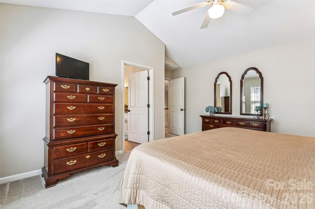 6624 Fairway Point Drive, Charlotte, NC 28269