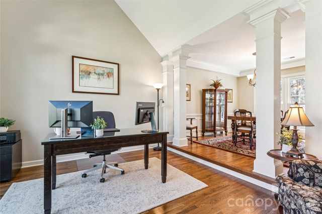 6624 Fairway Point Drive, Charlotte, NC 28269