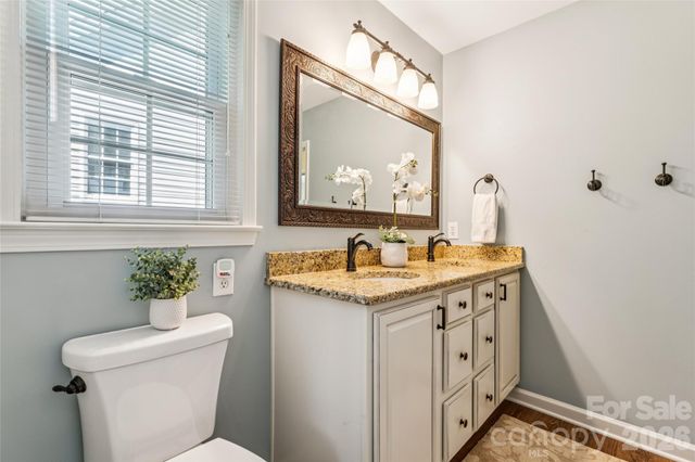 6624 Fairway Point Drive, Charlotte, NC 28269