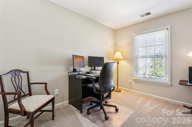 6624 Fairway Point Drive, Charlotte, NC 28269