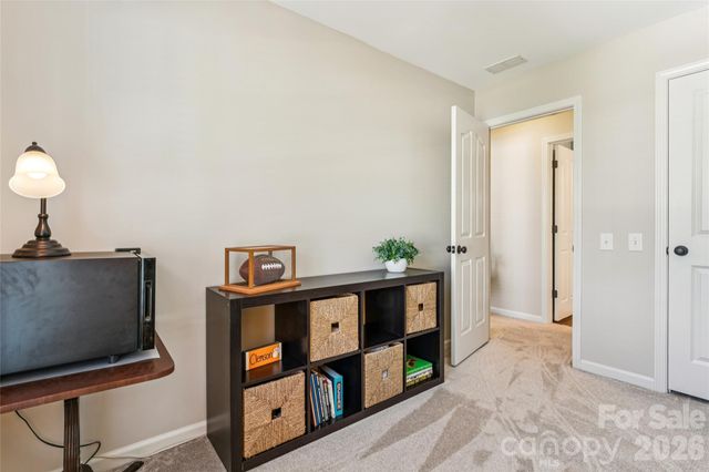 6624 Fairway Point Drive, Charlotte, NC 28269