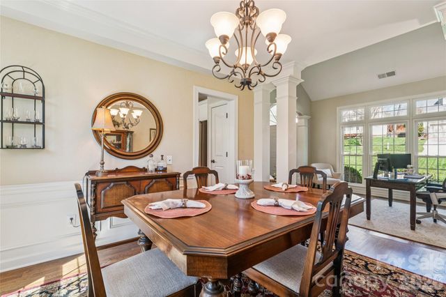 6624 Fairway Point Drive, Charlotte, NC 28269