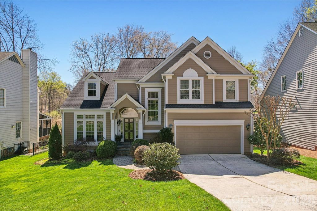 6624 Fairway Point Drive, Charlotte, NC 28269
