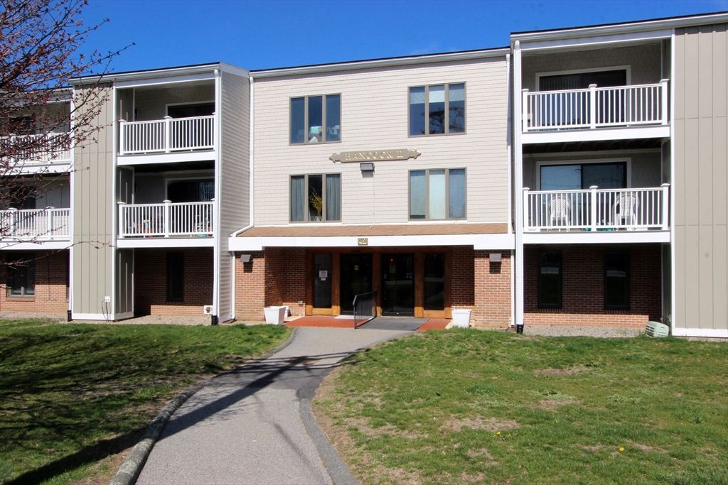 42 Old Colony Way 6, Orleans, MA 02653