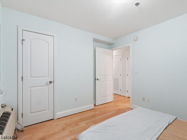 70 S Munn Ave 413, East Orange City, NJ 07018