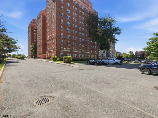 70 S Munn Ave 413, East Orange City, NJ 07018