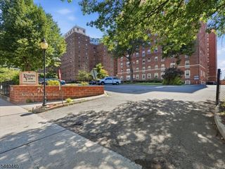 70 S Munn Ave 413, East Orange City, NJ 07018