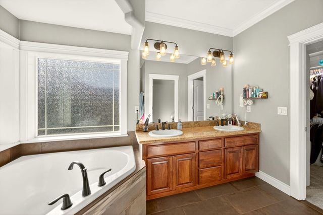 1617 Tennessee Lane, Central Point, OR 97502