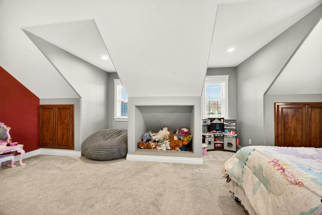 1617 Tennessee Lane, Central Point, OR 97502