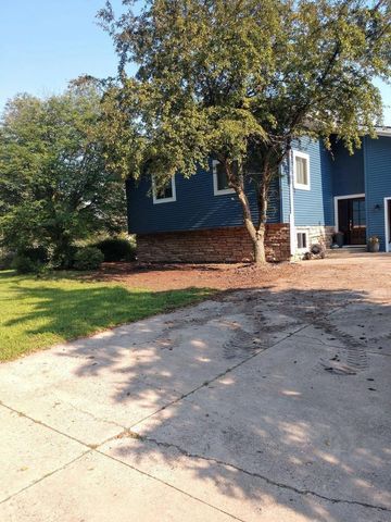 4515 W EDGEWOOD DRIVE, Appleton, WI 54913