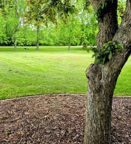 4515 W EDGEWOOD DRIVE, Appleton, WI 54913