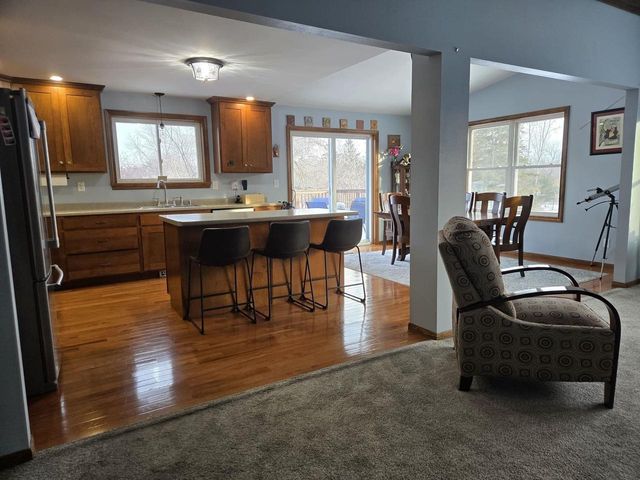 4515 W EDGEWOOD DRIVE, Appleton, WI 54913