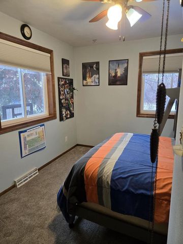 4515 W EDGEWOOD DRIVE, Appleton, WI 54913