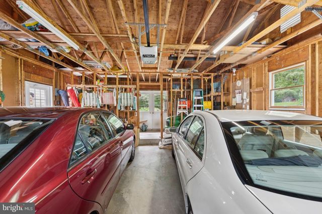6820 AUTUMN VIEW DR, Sykesville, MD 21784
