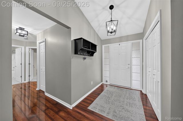4240 Sherwood Circle, Canton Charter Township, MI 48188