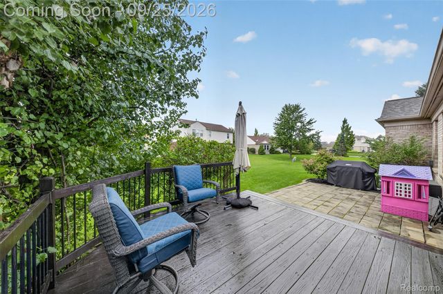 4240 Sherwood Circle, Canton Charter Township, MI 48188