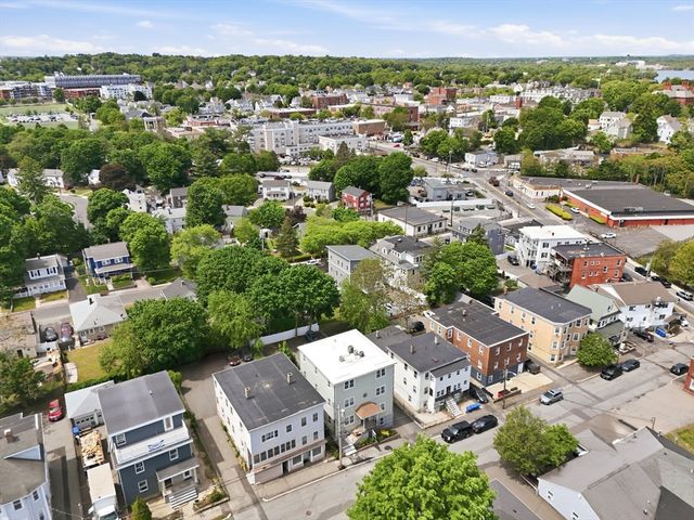 11 Columbia Rd 8, Wakefield, MA 01880