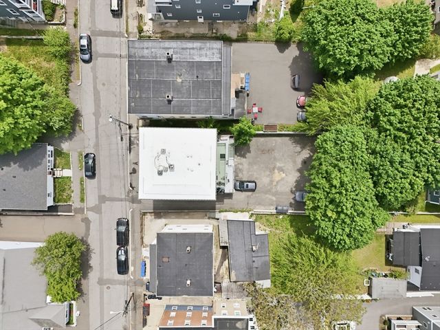 11 Columbia Rd 8, Wakefield, MA 01880