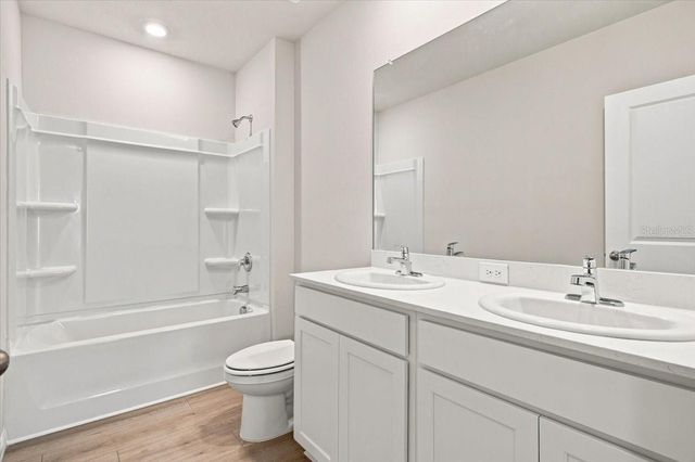18112 GANDER TERRACE, Bradenton, FL 34211