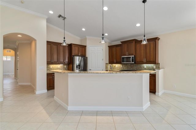 133 BELLA VISTA TERRACE 32C, Nokomis, FL 34275