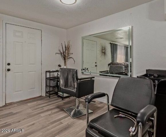 5002 W BETHANY HOME Road 104, Glendale, AZ 85301