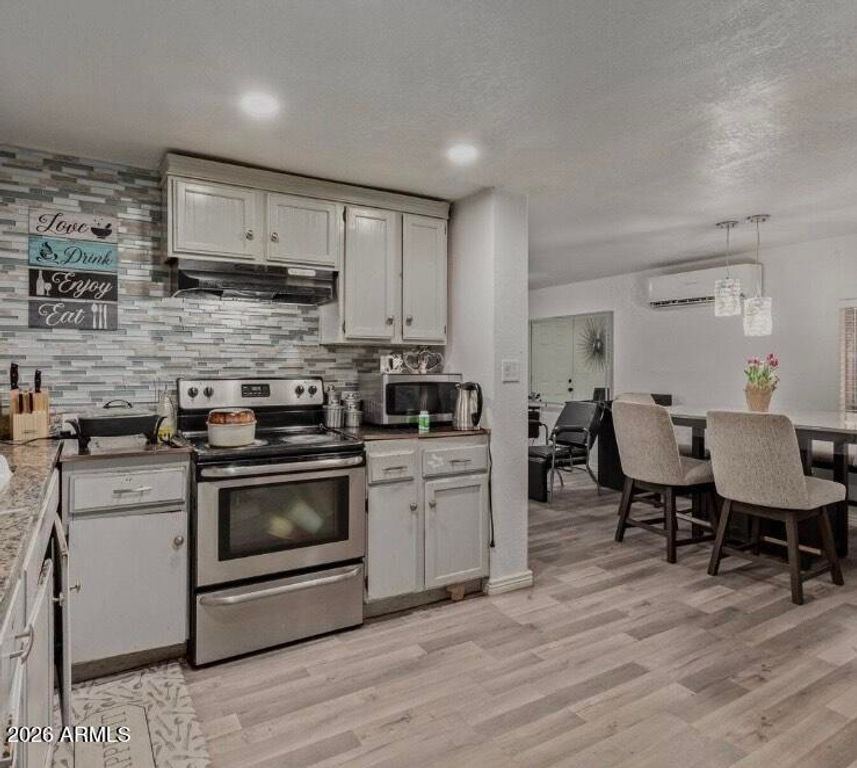 5002 W BETHANY HOME Road 104, Glendale, AZ 85301 — photo 4